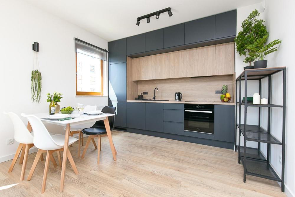 Apartament Apartament Black Zajezdnia Wrzeszcz Gdańsk Zewnętrze zdjęcie
